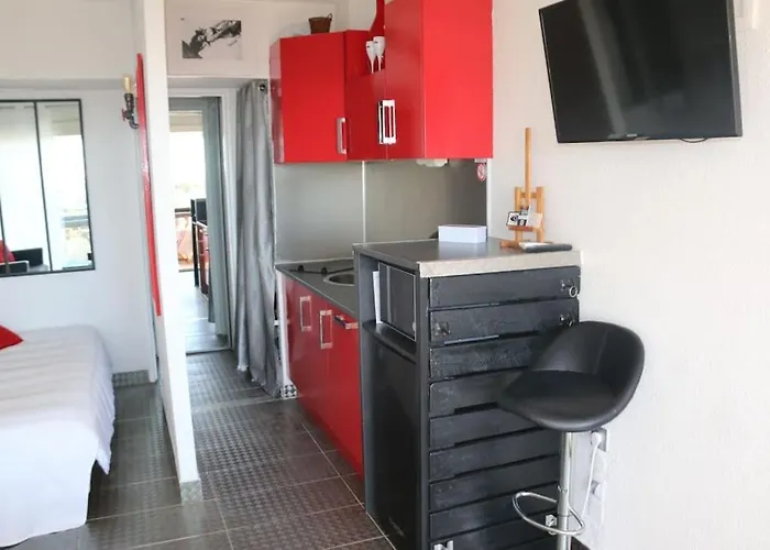 536, Port Nature 5 Au Village Naturiste Agde